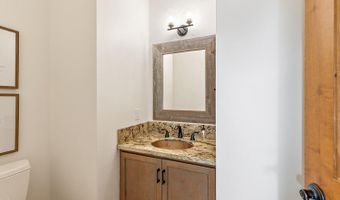 550 Crowson Rd, Ashland, OR 97520