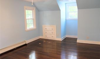 252 S Main St, Coventry, RI 02816