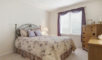 7 Foxwood Dr, Lincoln, RI 02865