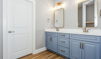 421 E Lexington Ln, Andover, KS 67002