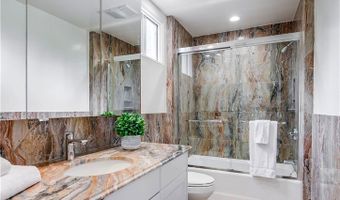4820 Encino Ter, Encino, CA 91316