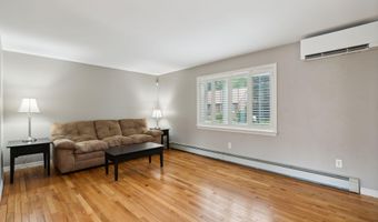 11 Concord Pl, Auburn, ME 04210