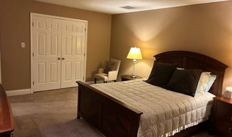 102 MERIDIAN Blvd, Bear, DE 19701