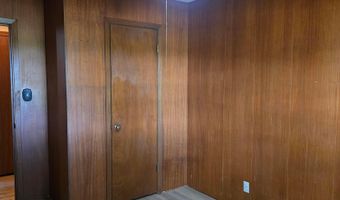 1713 S Shore Dr, Albert Lea, MN 56007