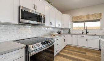 12712 W CORONA Ave, Avondale, AZ 85323