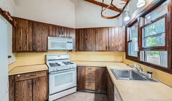 2221 N 95th St, Boulder, CO 80301