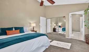 1452 Cedar Bluff Dr, Ballwin, MO 63021