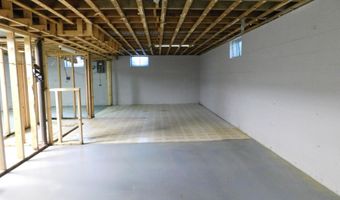 1202 Woodlawn Blvd, Albion, MI 49224