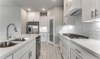 6903 High Meadow Blvd, Bentonville, AR 72713