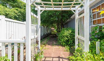 17 BURLEY St, Berlin, MD 21811