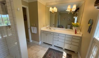 1859 Martha Ln, Arab, AL 35016