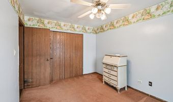 1420 Greenridge Ave, Algonquin, IL 60102