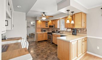 12 E Longport Ave, Bayville, NJ 08721