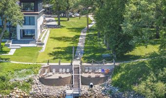 521 Okoboji Grove Rd #20, Arnolds Park, IA 51331