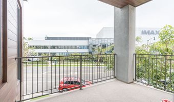 5903 S Westlawn Ave, Los Angeles, CA 90094