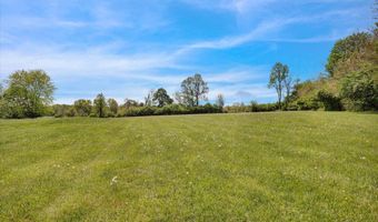 211 KOCHER Rd, Reading, PA 19608