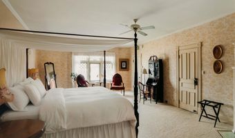 124 Elm St, Bennington, VT 05201