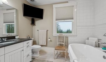 5893 Stage Rd, Barnard, VT 05031