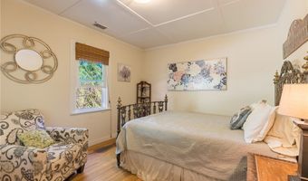 2305 Sugarloaf Dr, Agoura Hills, CA 91301