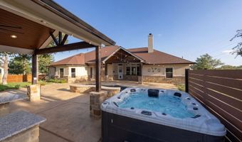 1009 Bluebonnet Ln, Adkins, TX 78101