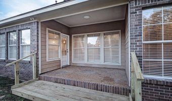 301 Old Town Cir, Brandon, MS 39042