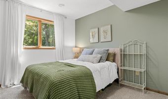 12852 Essex Way, Apple Valley, MN 55124