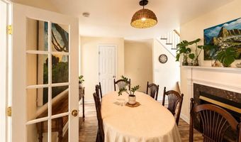 520 Corey Ln, Middletown, RI 02842