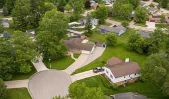 110 Navarre Ct, Auburn, IN 46706