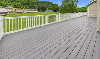 32 Diamond Dr, Barboursville, WV 25504
