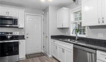 654 Steere Farm Rd, Burrillville, RI 02830