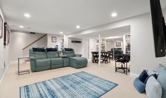 1738 E JONQUIL Ter, Arlington Heights, IL 60004