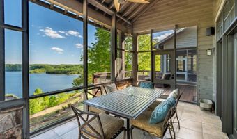 342 Eagle Point Dr, Albany, KY 42602