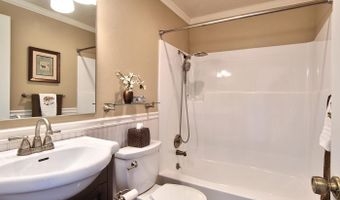 5185 Main St, Bay City, OR 97107