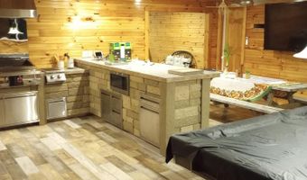 11 Bracket Cir, Charlestown, NH 03603