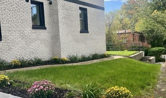 2524 41ST St NW 1, Washington, DC 20007