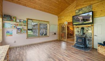 522 S 3rd St, Aurora, MN 55705
