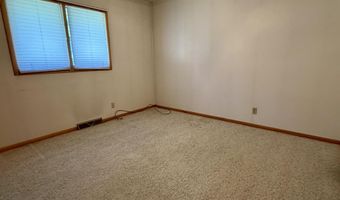 1107 4Th Ave, Ackley, IA 50601