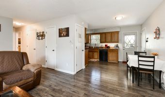 1004 Baretta Ct, Aurora, MO 65605