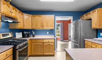 234 TALL TREE Ct, Dover, DE 19904