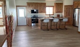 909 S Willet St, Aberdeen, SD 57401
