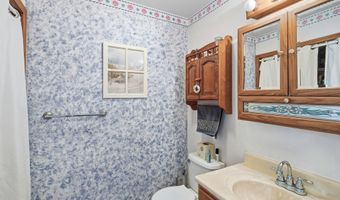 1553 WINDWARD Ave, Beachwood, NJ 08722