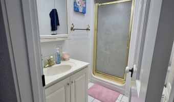 806 Broadway St, Alton, MO 65606