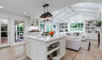 2051 Mendocino Ln, Altadena, CA 91001