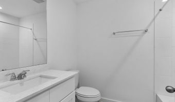 237 Amy St, Angleton, TX 77515