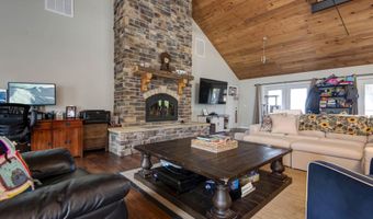 21207 Lawrence 1230, Aurora, MO 65605