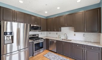 7827 QUILL POINT Dr, Bowie, MD 20720