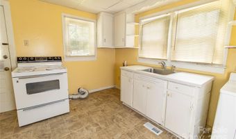 215 Short St, Blacksburg, SC 29702