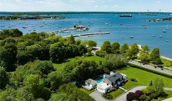 1 Harborview Dr, Newport, RI 02840
