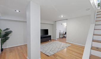4825 27TH Rd S, Arlington, VA 22206