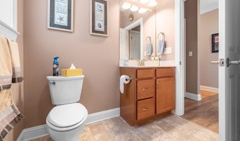 16 LEXIE Ct, Dover, DE 19904